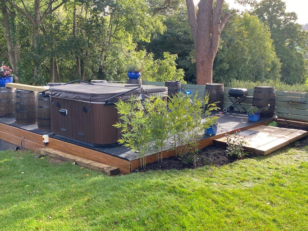 Mountain View Cottage, Hot Tub , Stunning Views Llanhamlach ภายนอก รูปภาพ